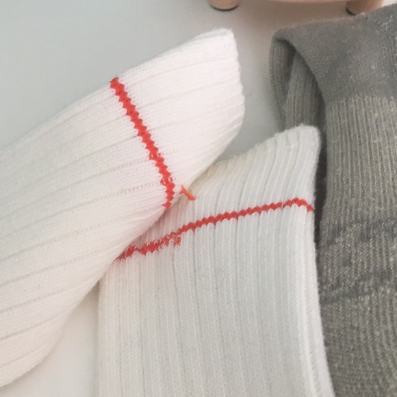 Set of 2 pairs of socks: thermal and Hugo Boss - Picture 6 of 6